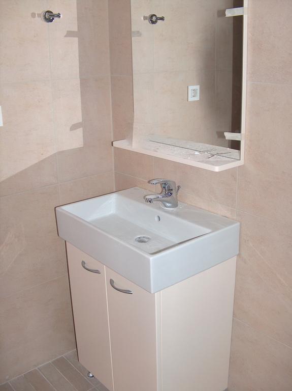 Gerona Mare Apartments Gerani  Bilik gambar