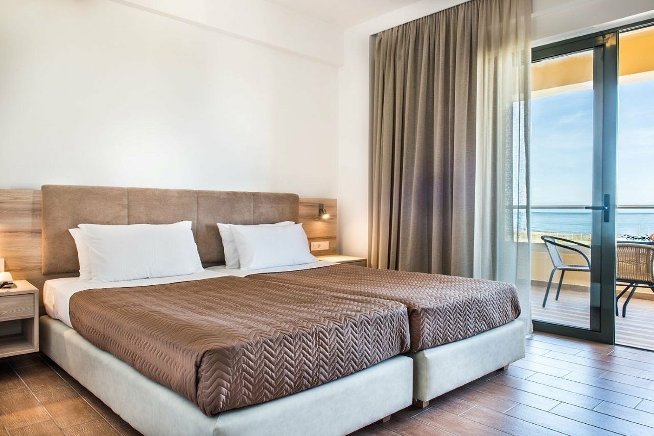 Gerona Mare Apartments Gerani  Luaran gambar
